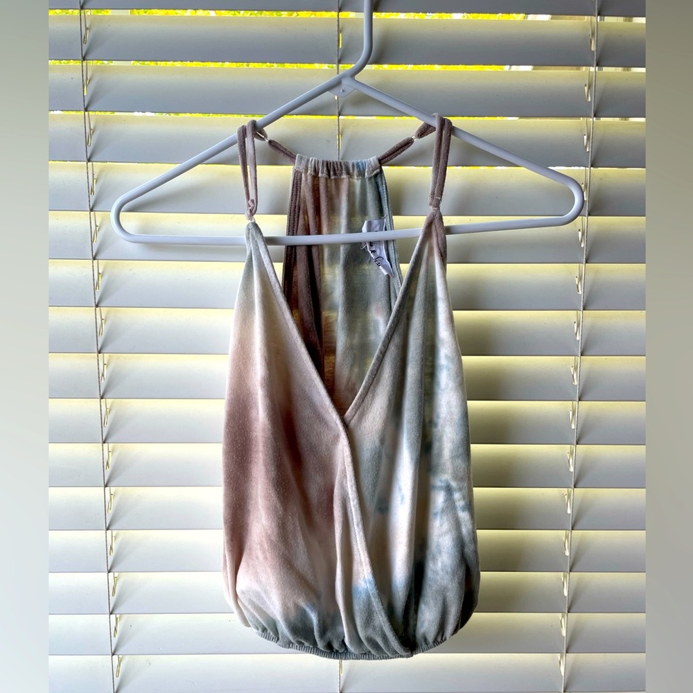 Tie Dye open sides tank!!